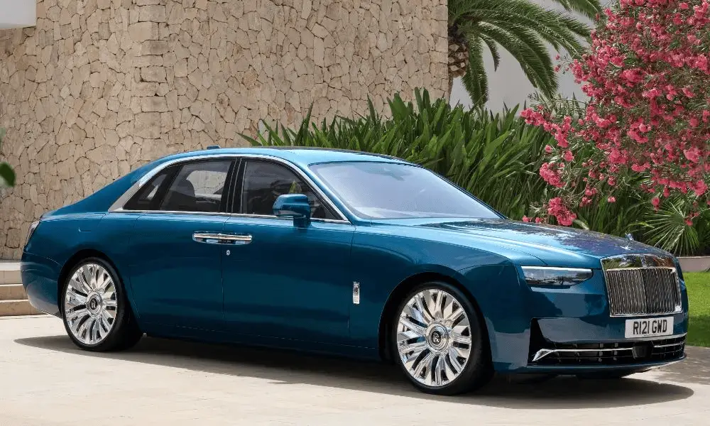 Rolls-Royce Ghost Series II Launched with Fresh Design and Enhanced Features